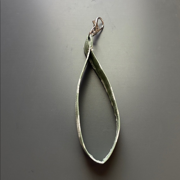 Wristlet Keychain - Picture 2 of 2